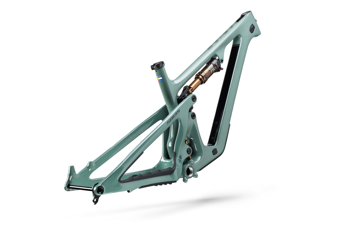 Yeti SB135 T3 27.5 - X0 AXS - EXC 1501 Carbon Wheels - Rhino