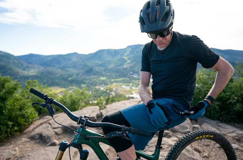Yeti Turq Dot Air MTB Short - Deep Dive