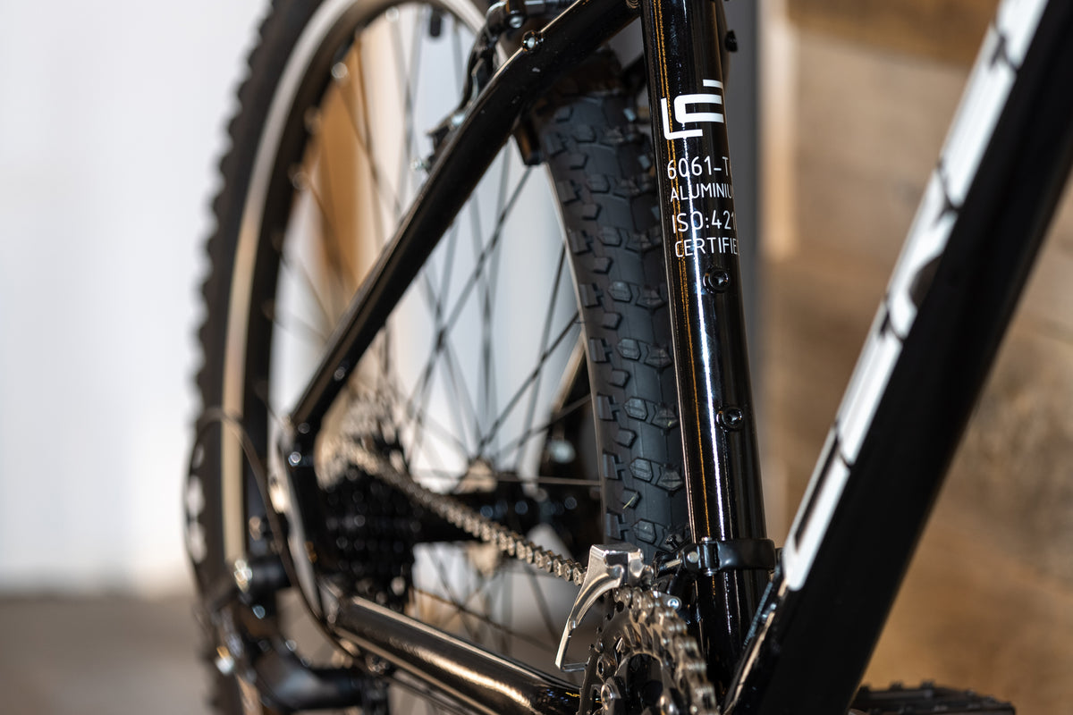 Ceres SUV1 27.5 16 Speed MTB Hardtail Bike - V Brakes - Black