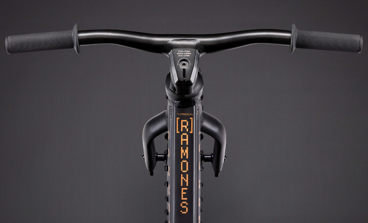 Commencal Ramones 12 Kids Push Bike - Black