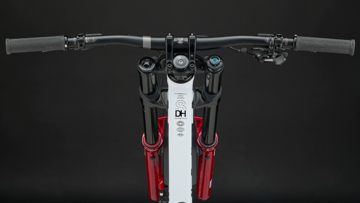 Commencal Supreme DH V5 XS 27.5 - Pure White