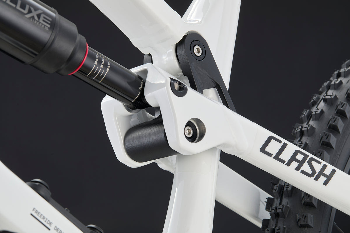 Commencal Clash V3 27.5 - RockShox - Pure White