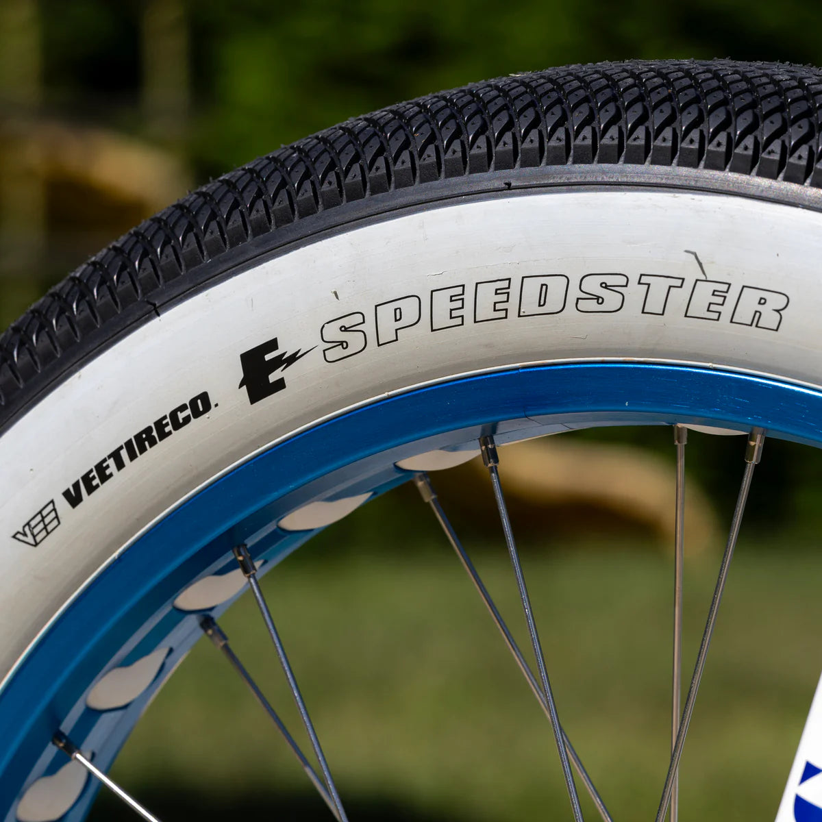 SE Bikes Electric Boogaloo 24 - White Lightning