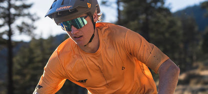 Tifosi Moab XC Sunglasses - Crystal Smoke