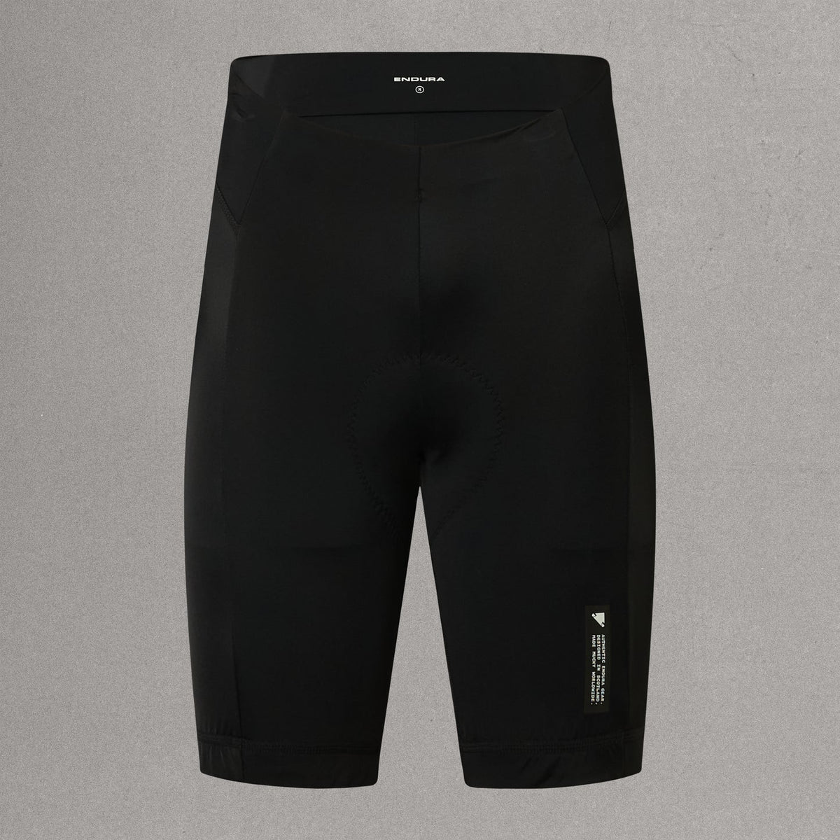 Endura 6 Panel Short - Black