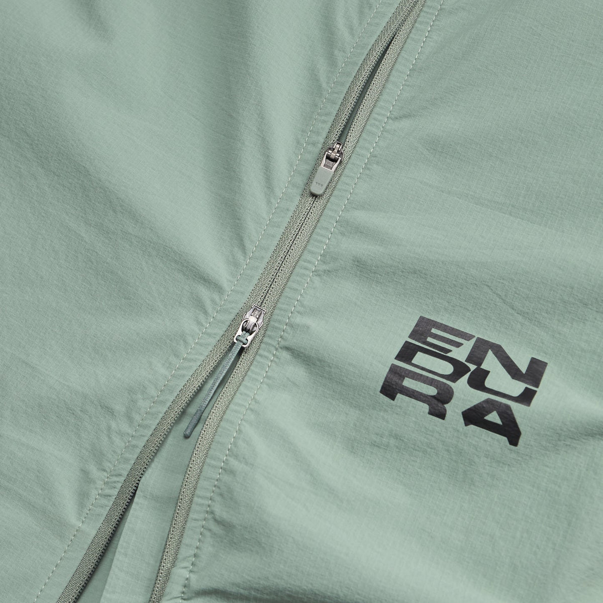 Endura AllTrack Ride Packable Jacket - Sage Green