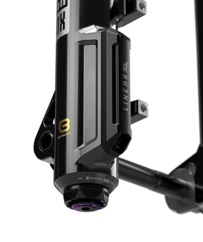 RockShox Lyrik Ultimate Charger 3.2 RC2 150 27.5" 15TAx110 - Gloss Black