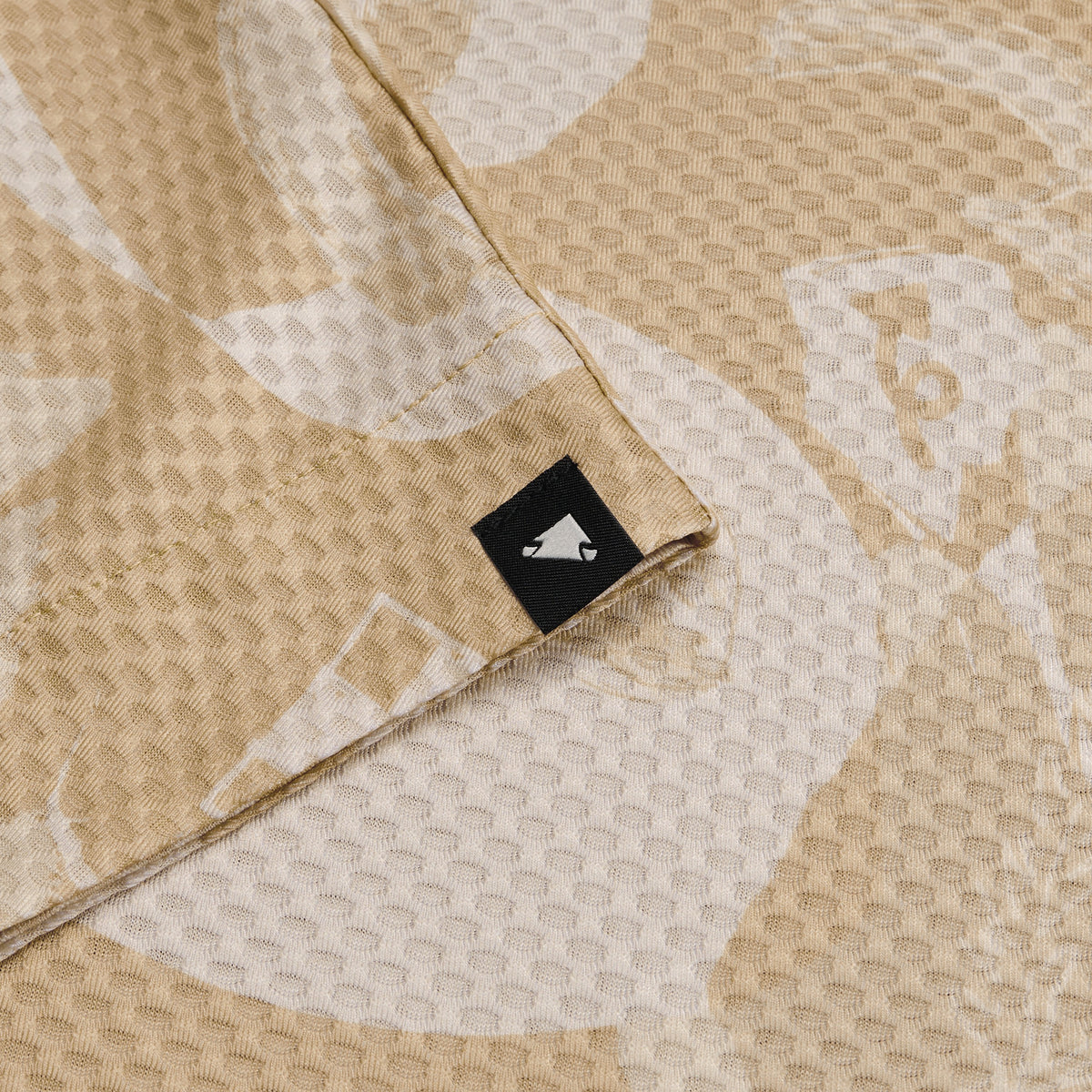 Endura AllTrack Ride Short Sleeve Resort Shirt - Sand
