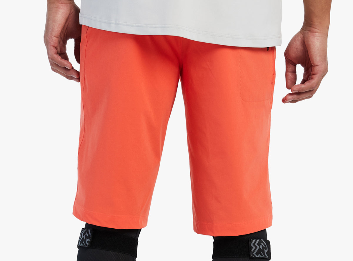 Race Face Traverse MTB Short - Coral